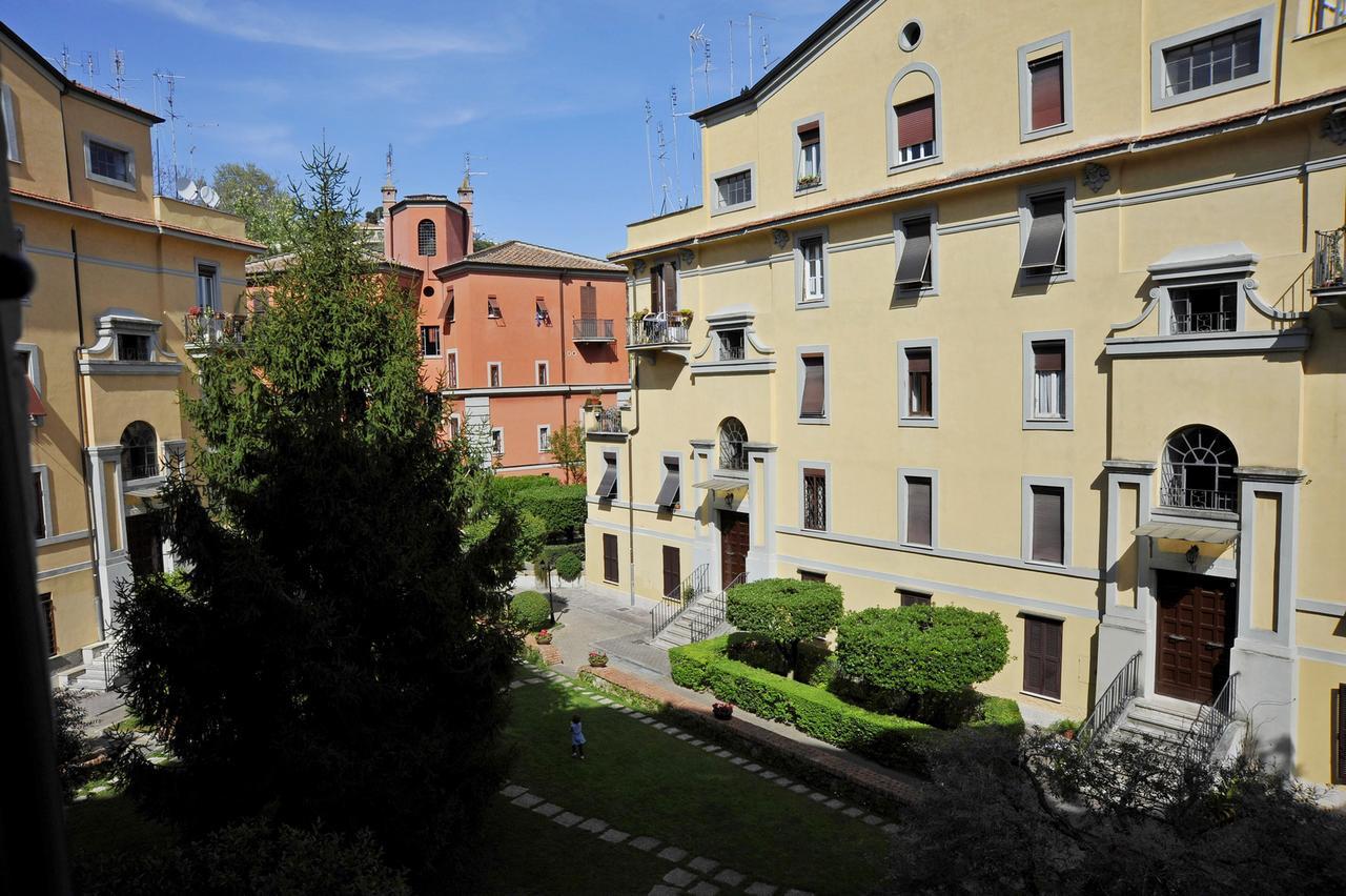 Duke'S Apartment Roma Esterno foto
